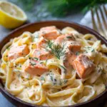 Pasta mit Lachs und Sahneso&szlig;e